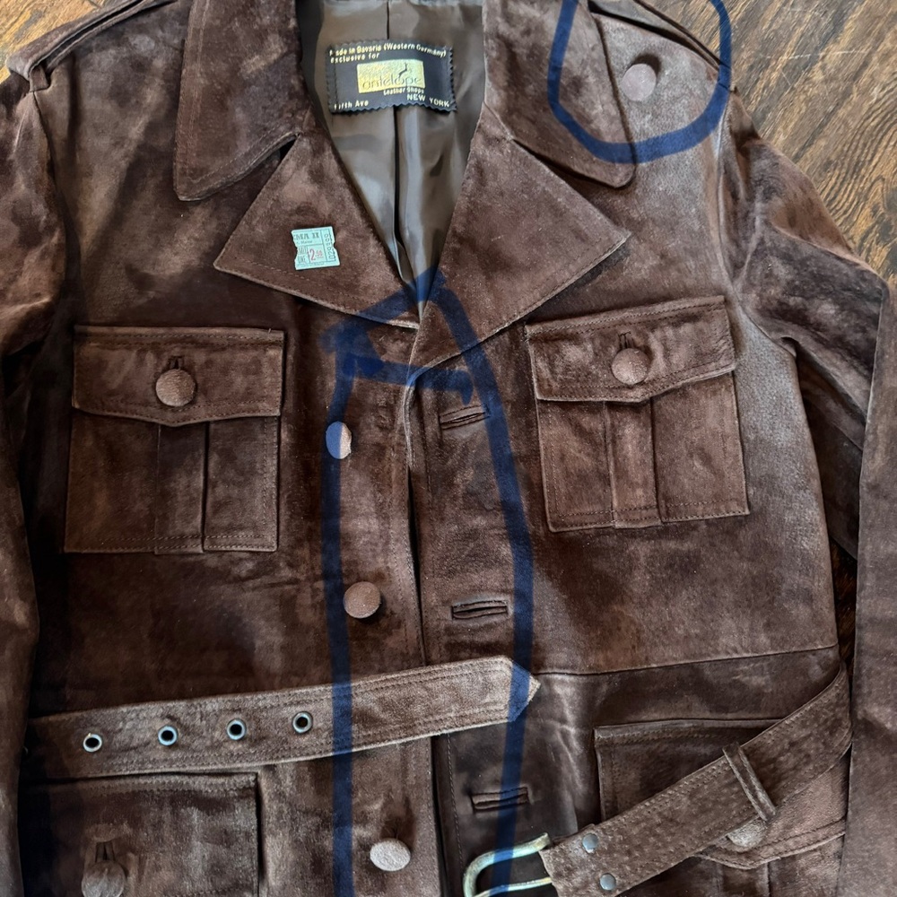 Vintage Men's Brown Suede Jacket - Picture 7 of 12